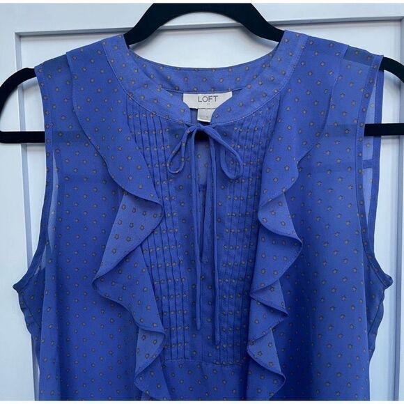 Ann Taylor Loft Periwinkle Ruffle Sleeveless Blouse Size S Women’s Stars - Picture 8 of 10